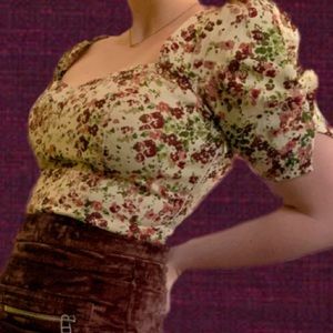 Maeve by Anthropologie fitted blouse!